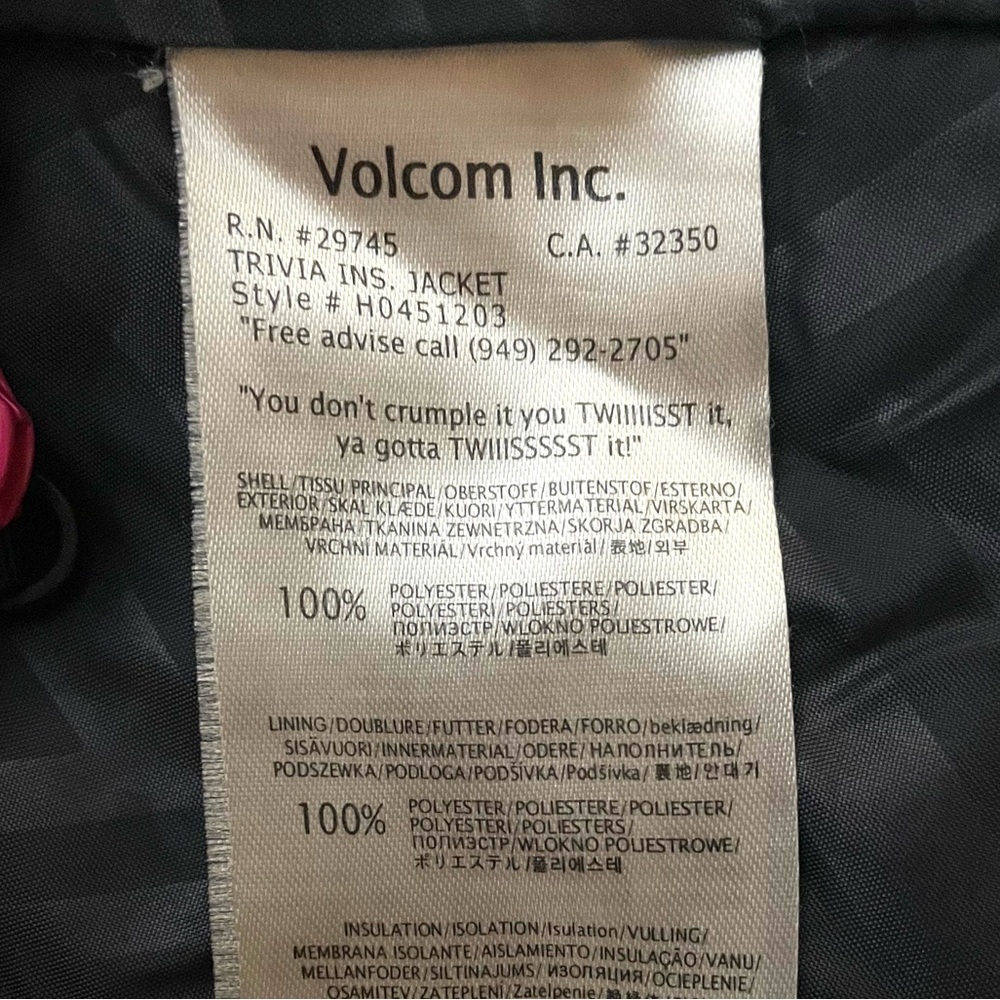Volcom Snowboard Jacket - Picture 8 of 9